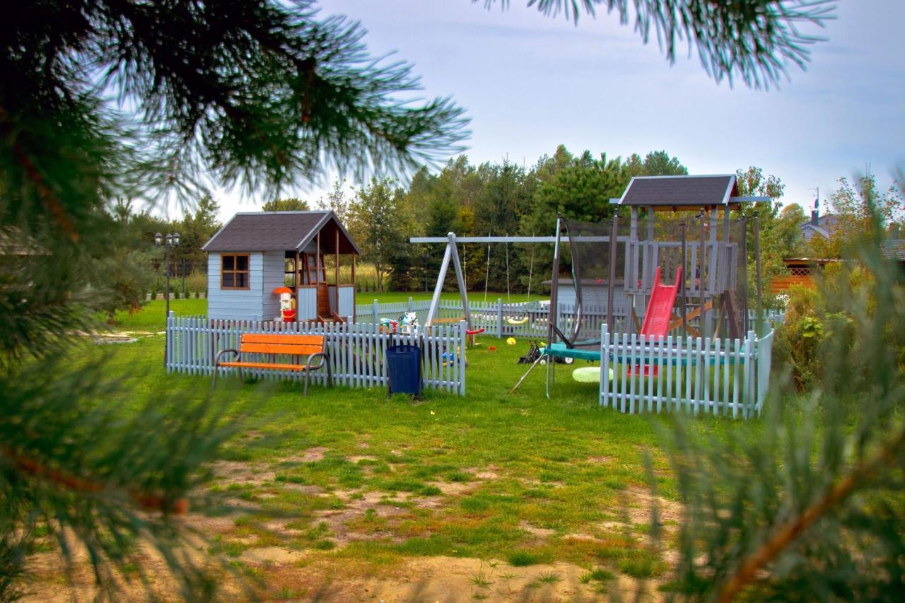 Bajeczny Dworek Karwia Exterior photo